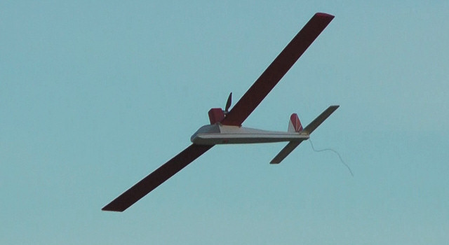 Electric-powered Musketeer in flight Electric-powered Musketeer in flight